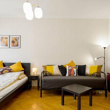 Lonyay Gellert View 2Br Lägenhet Budapest Exteriör bild