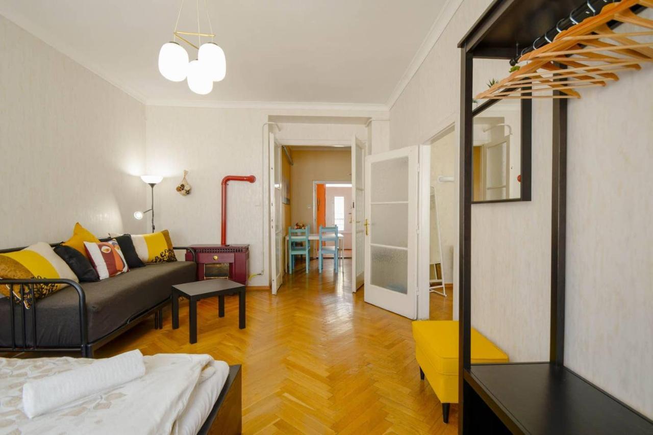 Lonyay Gellert View 2Br Lägenhet Budapest Exteriör bild